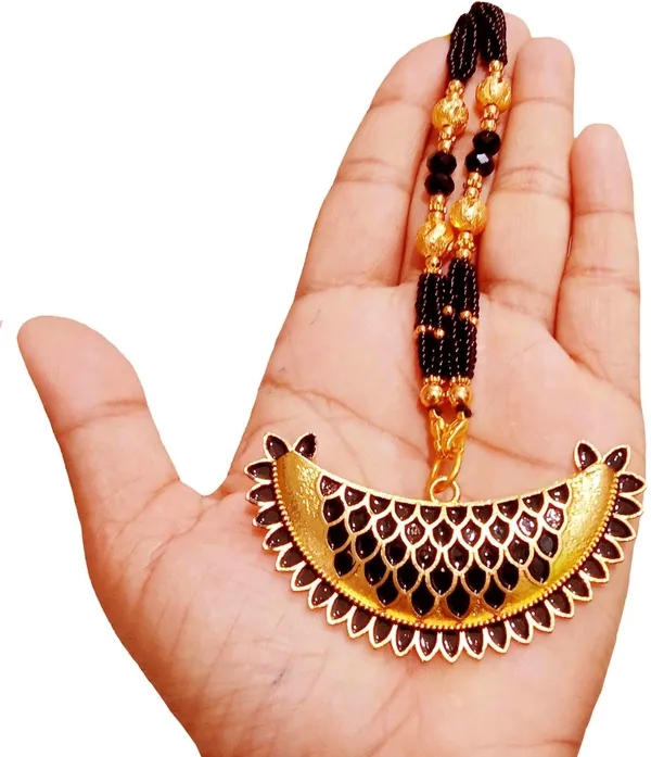 Assamese_Traditional_Gold_Plated_Black_Colour_Joonbiri_Pendant_For_Girls_&_Women